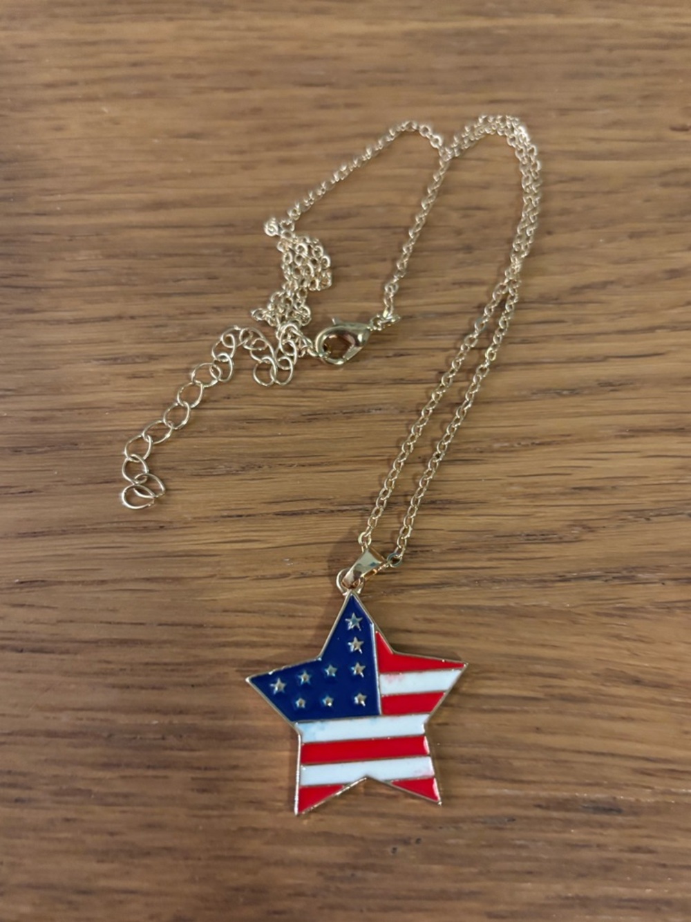 American Flag Gold-Tone Star Pendant Necklace 4th of July New - Picture 2 of 7